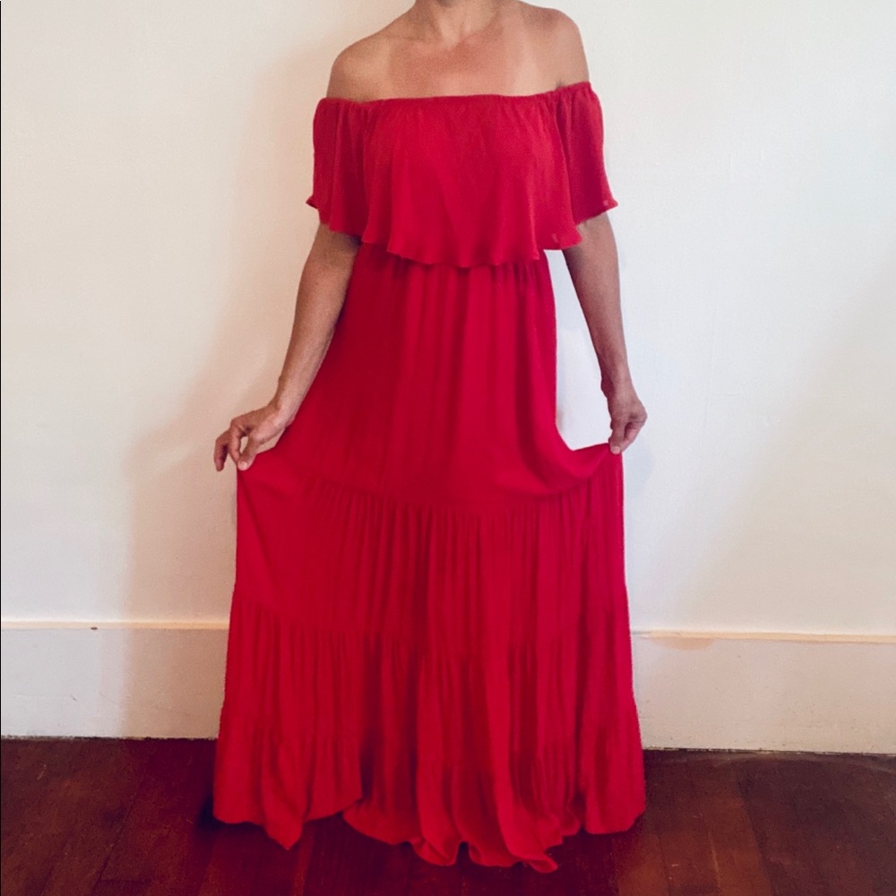 Off shoulder Flowy dress